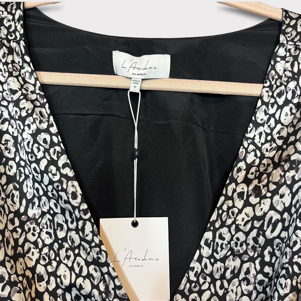 L’Academie Revolve The Joyce Mini Dress Cheetah Medium Satin Black Glam Party - Picture 6 of 7